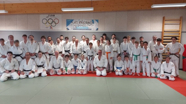 Stage d´  Arbitrage au dojo de l'  Étoile Sportive de Saint-Avé